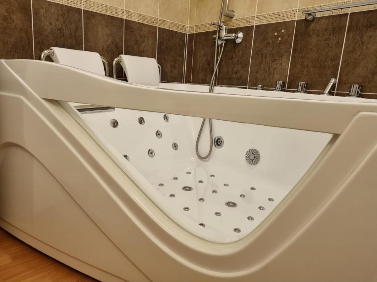 Les Orres 1800 Appartement 4 P Jacuzzi Balneo Prive Vue Piste Piscine Residence المظهر الخارجي الصورة
